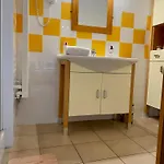 Le Clos De La Barre - Maison De Charme Au Calme -a 10 Min Des Plages Du Debarquement - Petit-dejeuner Maison Frühstückspension