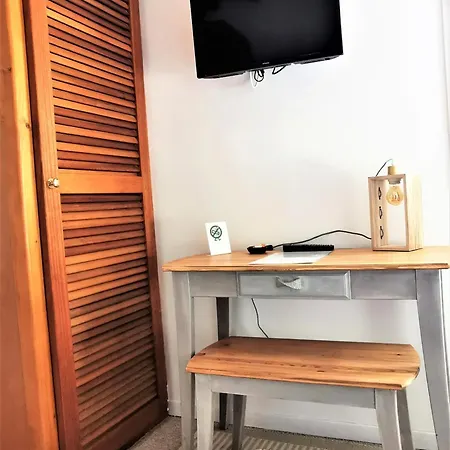 Panzió Le Clos De La Barre- D'hotes De Charme En Normandie-basly-proche Debarquement 4*