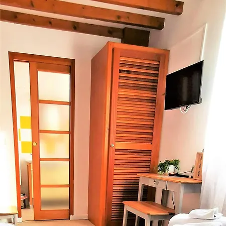 Bed & Breakfast Le Clos De La Barre- D'hotes De Charme En Normandie-basly-proche Debarquement 3*
