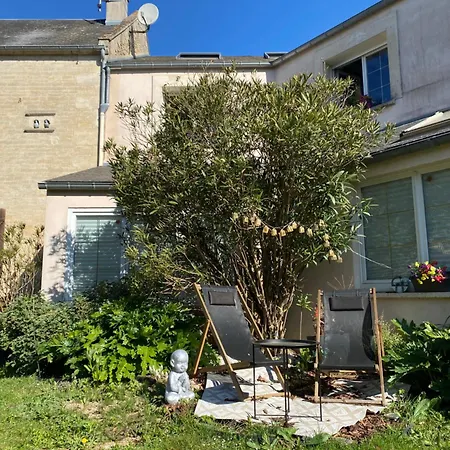Le Clos De La Barre - Maison De Charme Au Calme -a 10 Min Des Plages Du Debarquement - Petit-dejeuner Maison Bed & Breakfast 4*