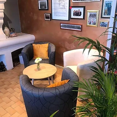 Le Clos De La Barre - Maison De Charme Au Calme -a 10 Min Des Plages Du Debarquement - Petit-dejeuner Maison Bed & Breakfast