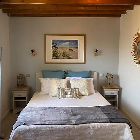Bed & Breakfast Le Clos De La Barre - Maison De Charme Au Calme -a 10 Min Des Plages Du Debarquement - Petit-dejeuner Maison 4*