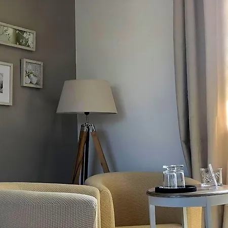 Le Clos De La Barre - Maison De Charme Au Calme -à 10 Min Des Plages Du Débarquement - Petit-déjeuner Maison