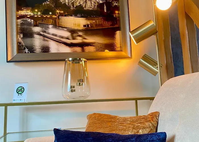 Le Clos De La Barre - Maison De Charme Au Calme -A 10 Min Des Plages Du Debarquement - Petit-Dejeuner Maison Basly