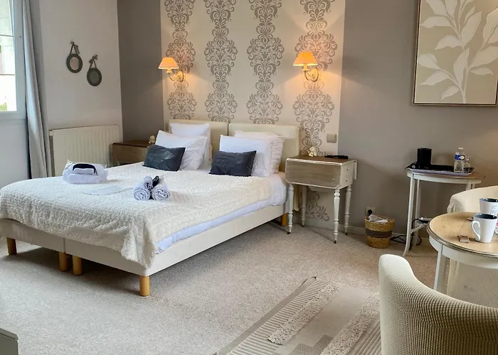 Le Clos De La Barre - Maison De Charme Au Calme -A 10 Min Des Plages Du Debarquement - Petit-Dejeuner Maison 4* Basly