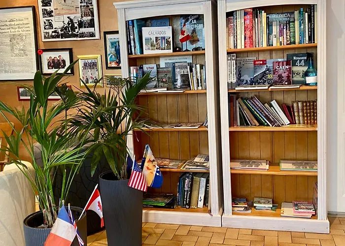 Le Clos De La Barre - Maison De Charme Au Calme -A 10 Min Des Plages Du Debarquement - Petit-Dejeuner Maison